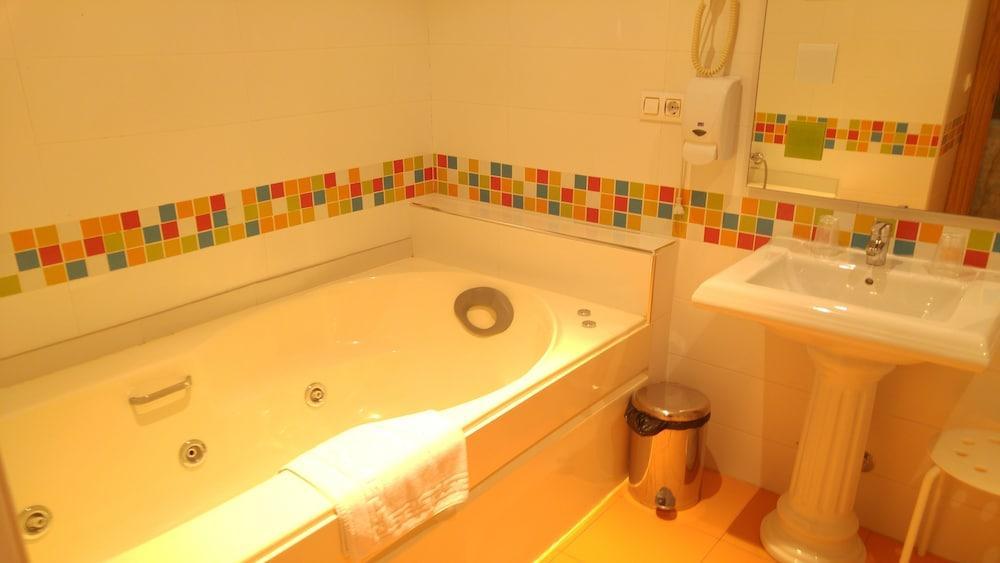 Hotel Verona Пуэртольяно Экстерьер фото